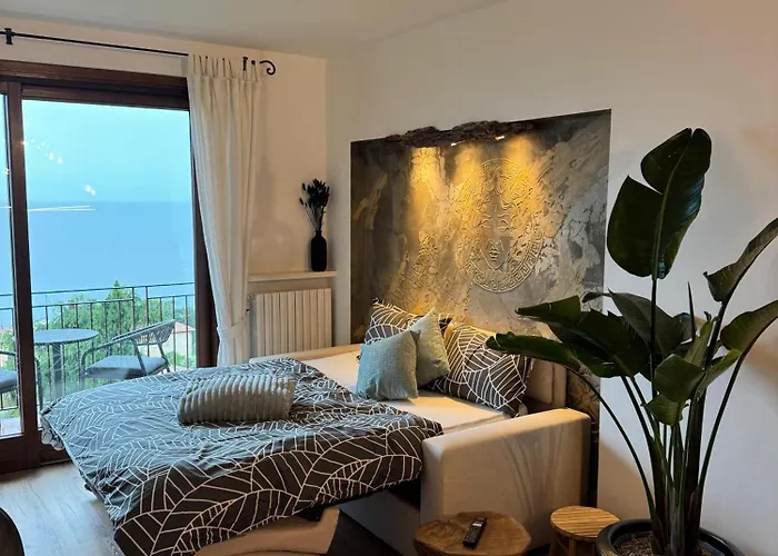 La Dolce Vista * Torri Del Benaco