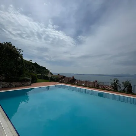 La Dolce Vista Apartment *